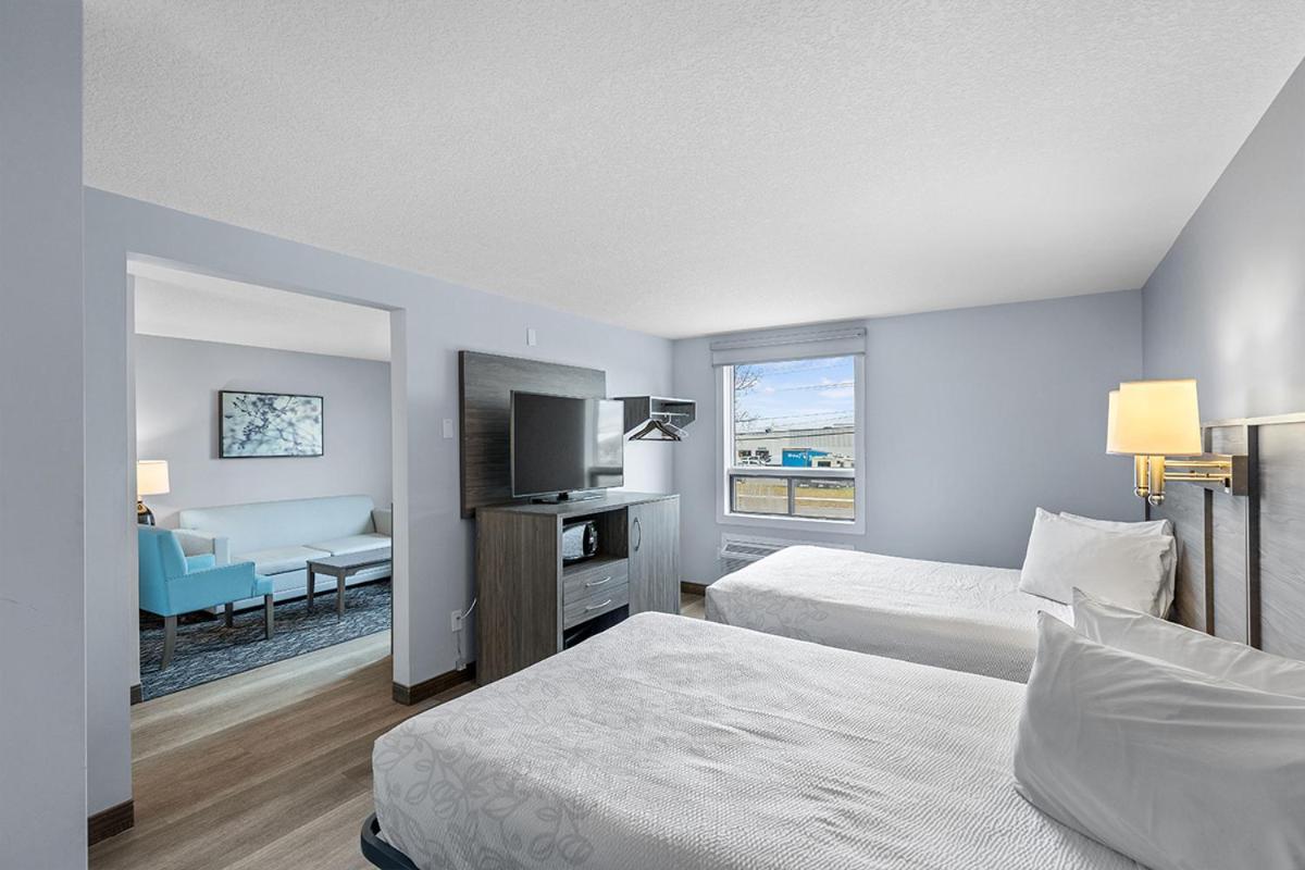 Emerald Hotel & Suites Calgary Airport Buitenkant foto